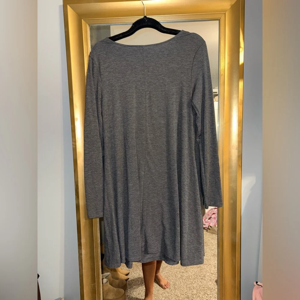 Old Navy Charcoal Gray Long-Sleeve Swing Dress - Picture 4 of 4
